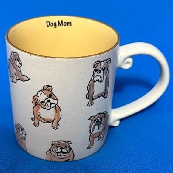 NEW  GORGEOUS & ADORABLE ENGLISH BULLDOG " DOG MOM " 21 OZ / 21 OUNCES MUG / CUP - Picture 1 of 16